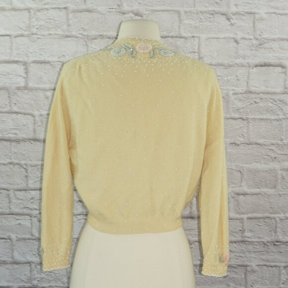 Vintage 40s Lambswool Angora Hand Beaded Cardigan Sweater - Picture 6 of 9